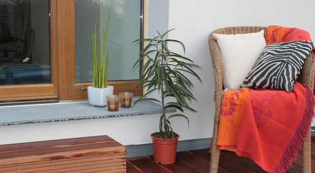 Ideas para terrazas pequeñas: cómo decorar este espacio en verano